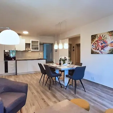 Family Vacation House Zive Villa Zadar